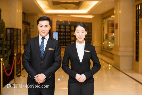 酒店管理服务人员形象与餐饮管理的融合艺术